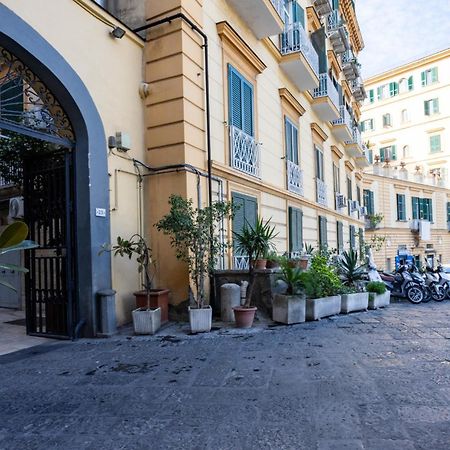 Molo Caracciolo Διαμέρισμα Νάπολη Εξωτερικό φωτογραφία